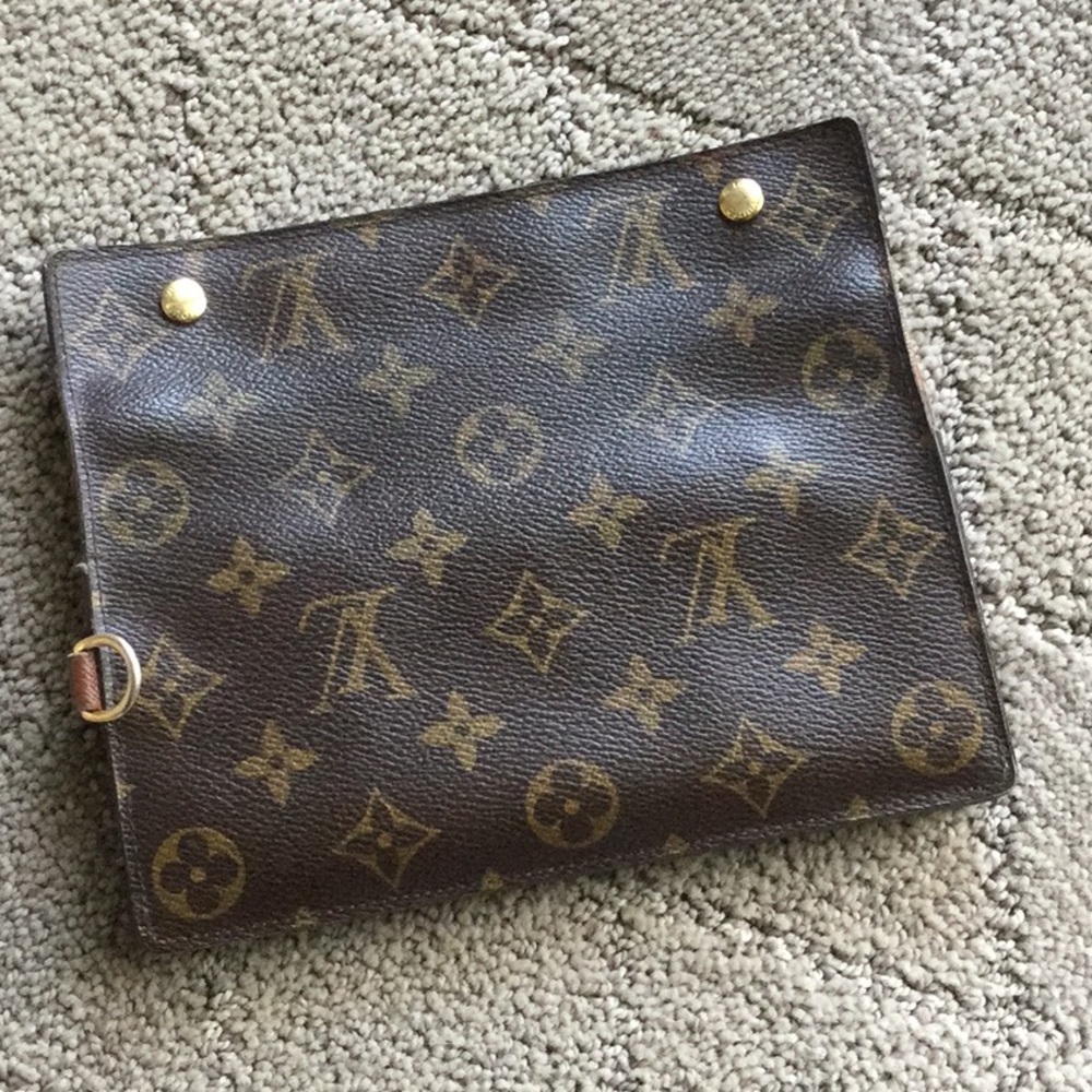 Louis Vuitton Wallet EUC Auth. - Picture 8 of 8